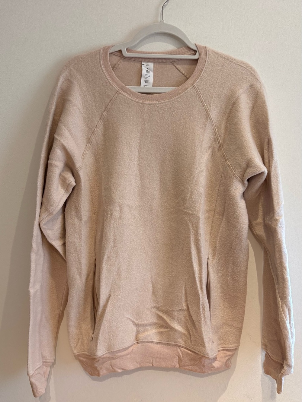 ALO Yoga Light Blush Crewneck Sweater